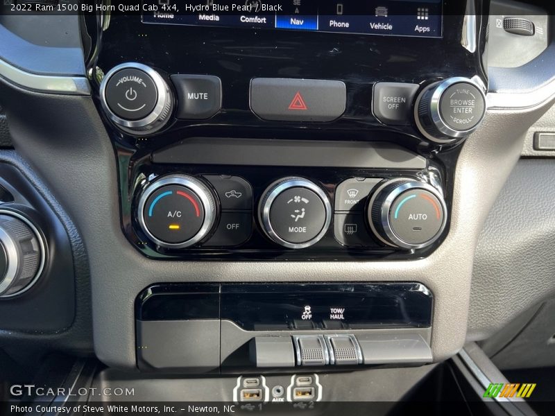 Controls of 2022 1500 Big Horn Quad Cab 4x4
