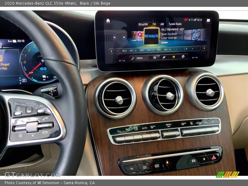 Controls of 2020 GLC 350e 4Matic