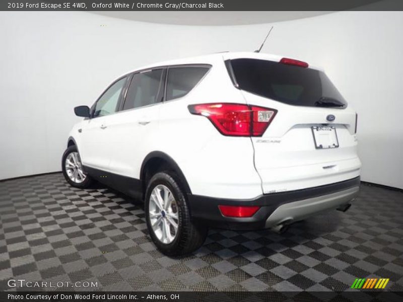 Oxford White / Chromite Gray/Charcoal Black 2019 Ford Escape SE 4WD