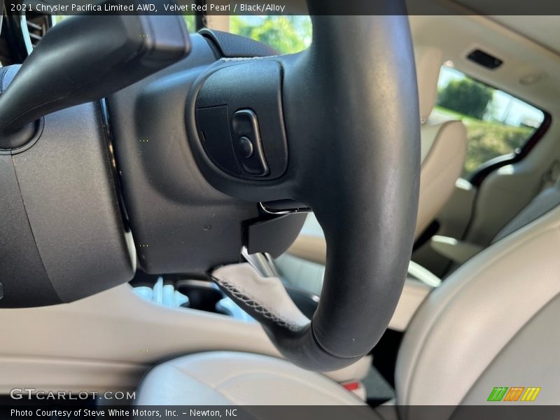 Velvet Red Pearl / Black/Alloy 2021 Chrysler Pacifica Limited AWD