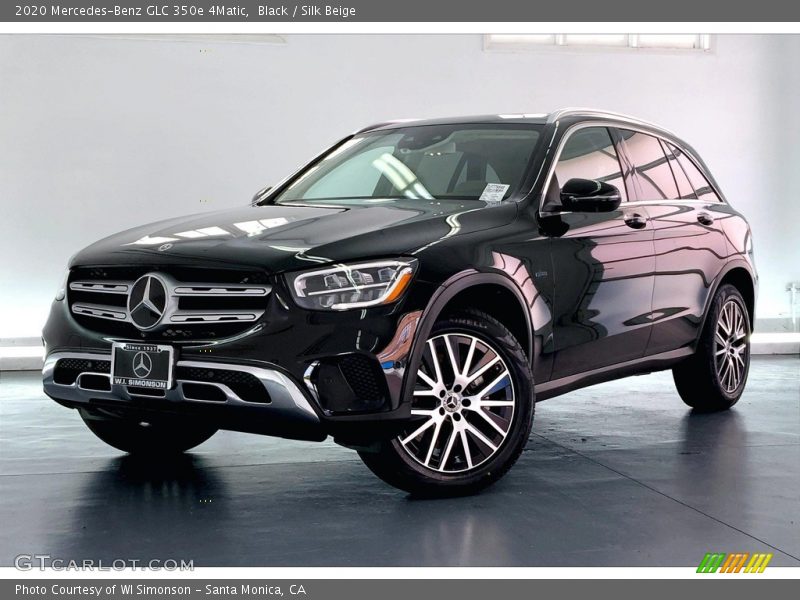 Front 3/4 View of 2020 GLC 350e 4Matic