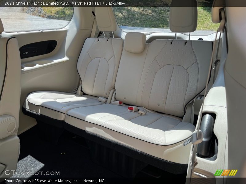Velvet Red Pearl / Black/Alloy 2021 Chrysler Pacifica Limited AWD