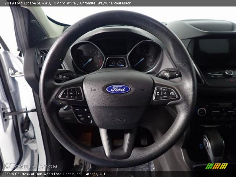 Oxford White / Chromite Gray/Charcoal Black 2019 Ford Escape SE 4WD