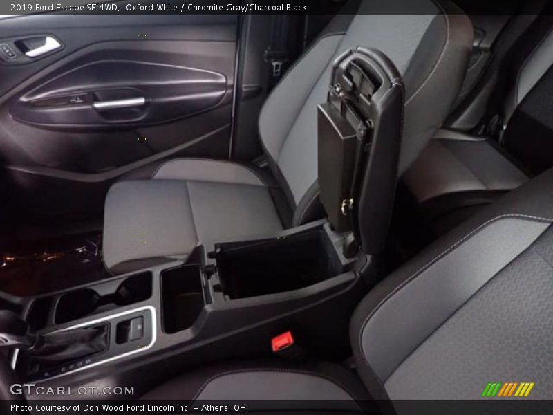 Oxford White / Chromite Gray/Charcoal Black 2019 Ford Escape SE 4WD