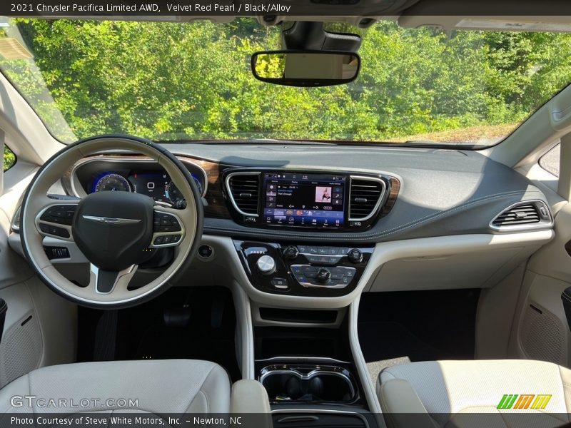 Velvet Red Pearl / Black/Alloy 2021 Chrysler Pacifica Limited AWD
