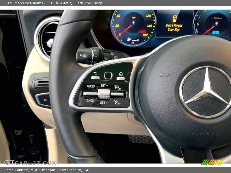  2020 GLC 350e 4Matic Steering Wheel