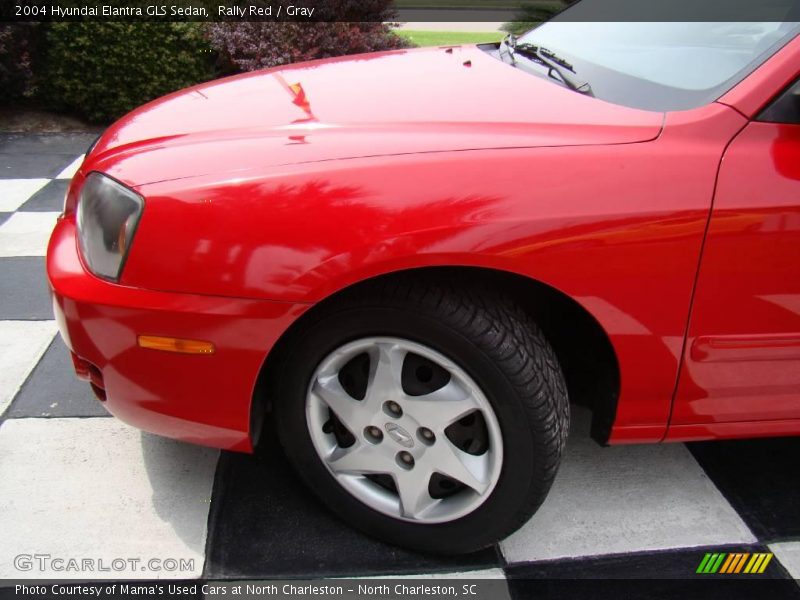 Rally Red / Gray 2004 Hyundai Elantra GLS Sedan