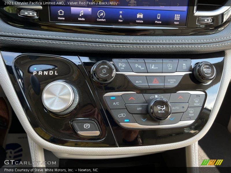 Controls of 2021 Pacifica Limited AWD