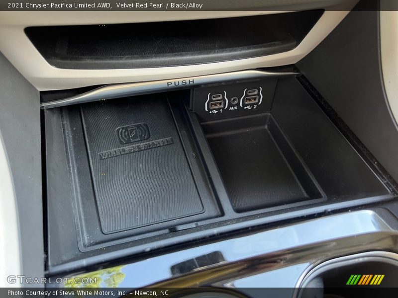 Velvet Red Pearl / Black/Alloy 2021 Chrysler Pacifica Limited AWD
