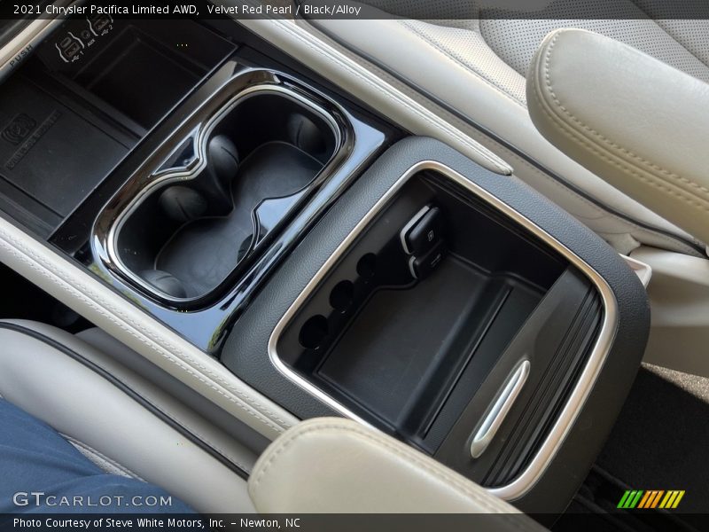 Velvet Red Pearl / Black/Alloy 2021 Chrysler Pacifica Limited AWD