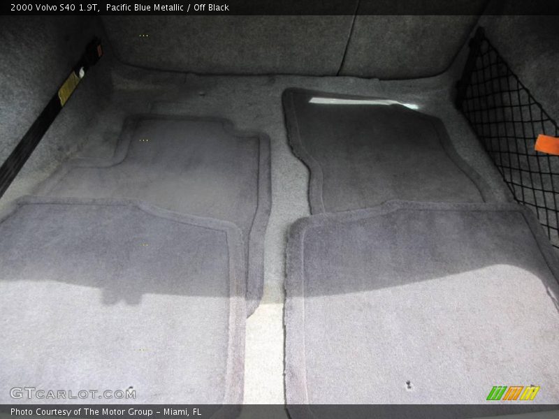 Pacific Blue Metallic / Off Black 2000 Volvo S40 1.9T