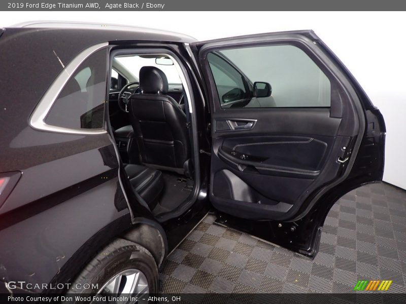 Agate Black / Ebony 2019 Ford Edge Titanium AWD