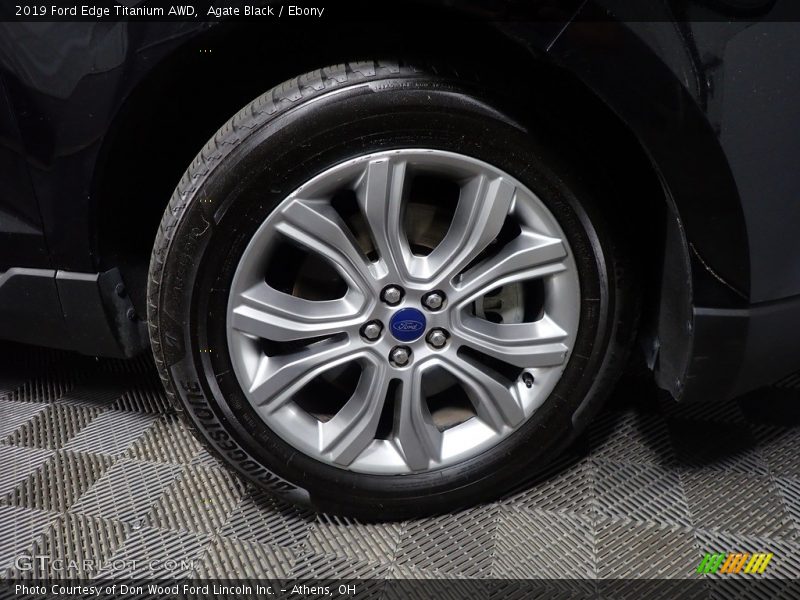 Agate Black / Ebony 2019 Ford Edge Titanium AWD