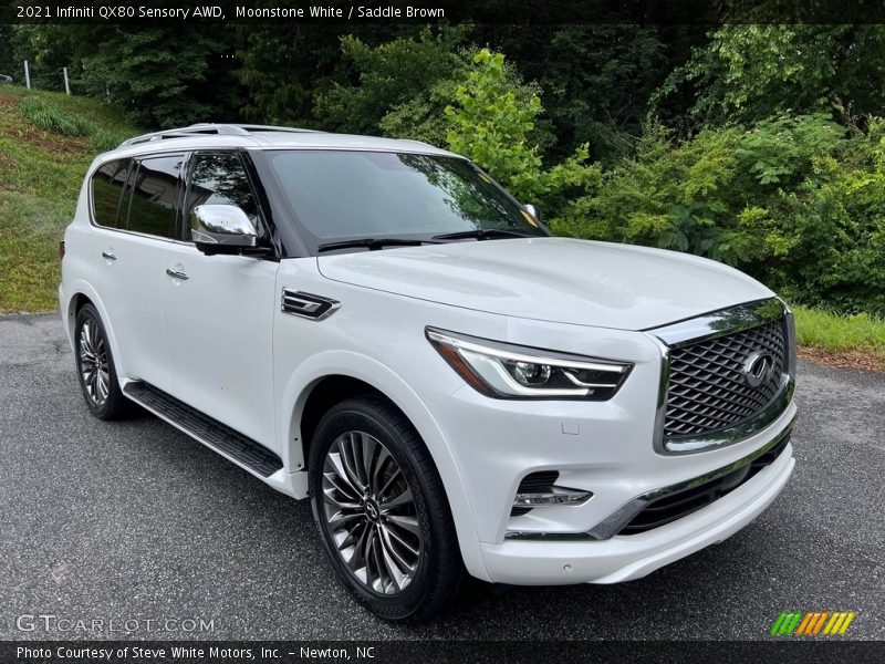 Front 3/4 View of 2021 QX80 Sensory AWD