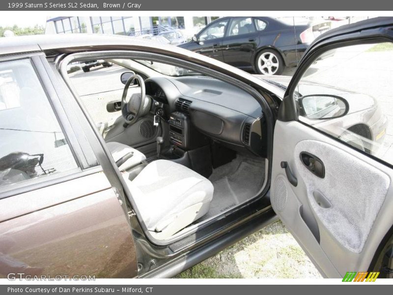 Brown / Gray 1999 Saturn S Series SL2 Sedan