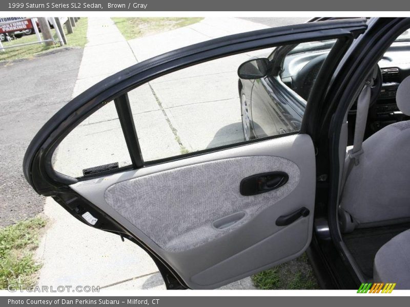 Brown / Gray 1999 Saturn S Series SL2 Sedan