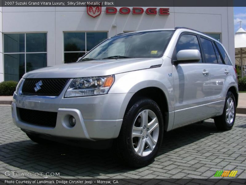 Silky Silver Metallic / Black 2007 Suzuki Grand Vitara Luxury