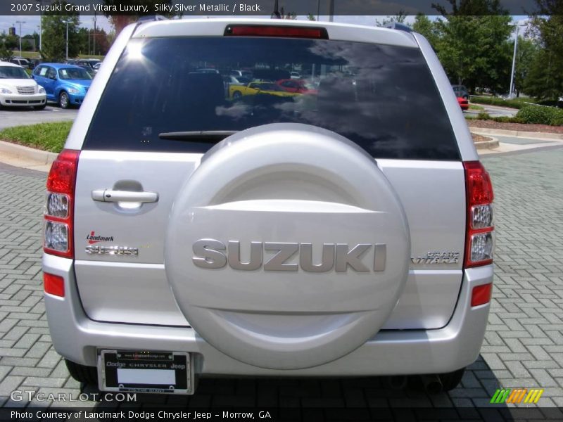 Silky Silver Metallic / Black 2007 Suzuki Grand Vitara Luxury