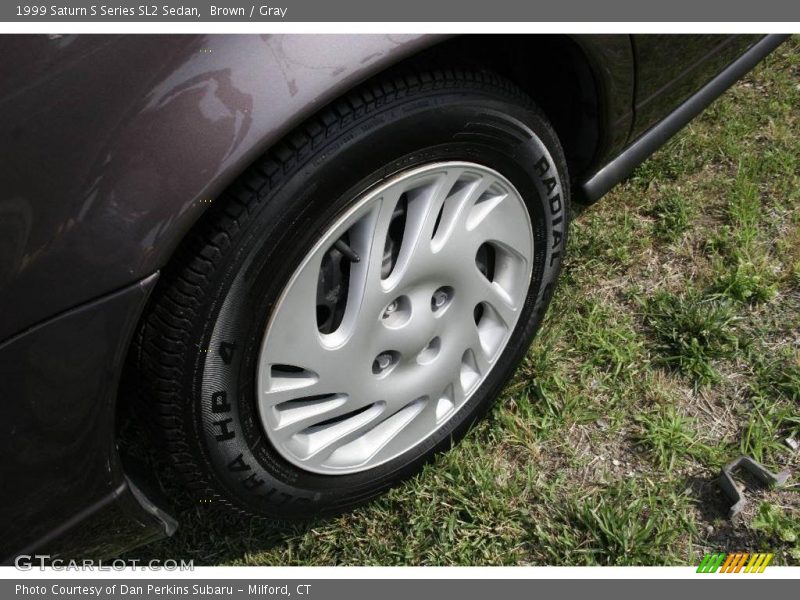 Brown / Gray 1999 Saturn S Series SL2 Sedan
