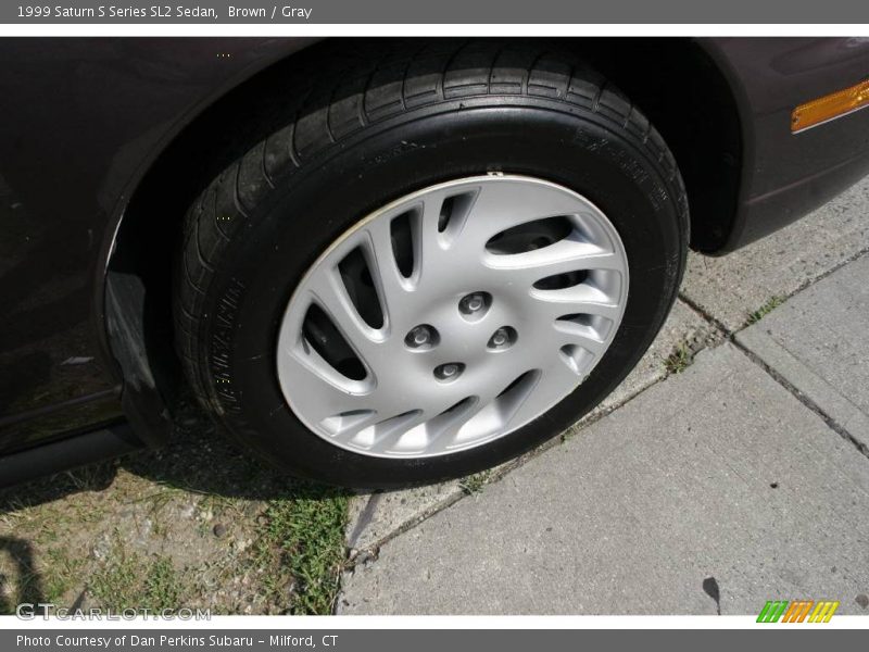Brown / Gray 1999 Saturn S Series SL2 Sedan