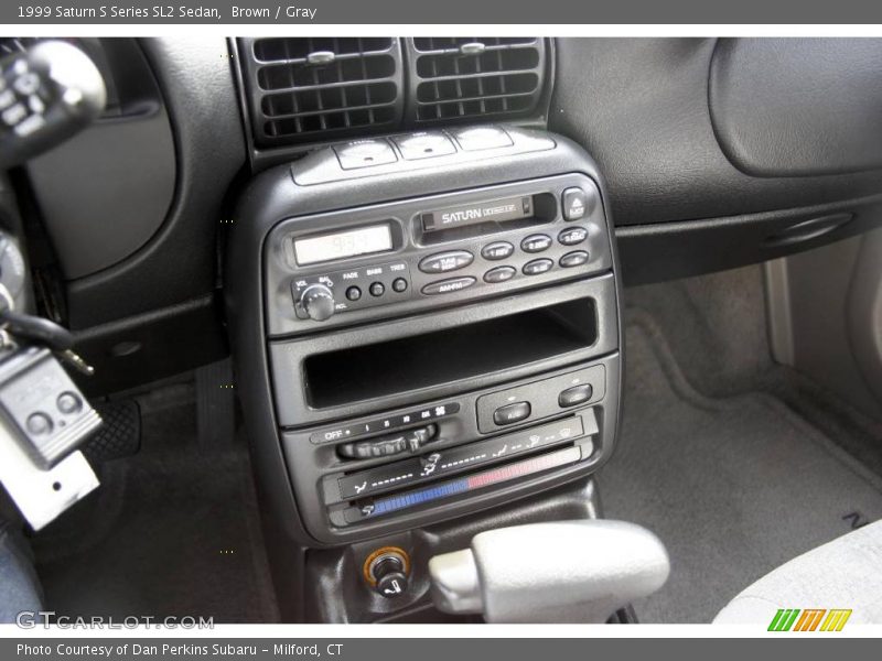 Brown / Gray 1999 Saturn S Series SL2 Sedan