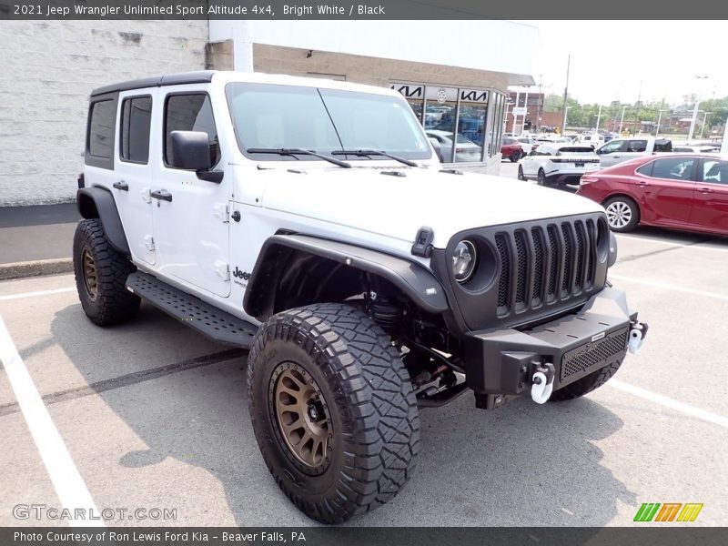 Bright White / Black 2021 Jeep Wrangler Unlimited Sport Altitude 4x4