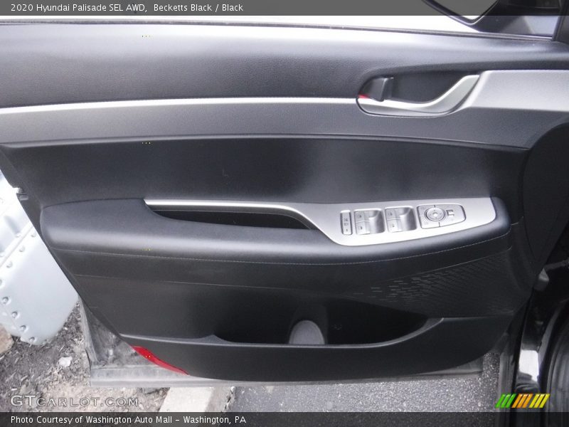 Door Panel of 2020 Palisade SEL AWD