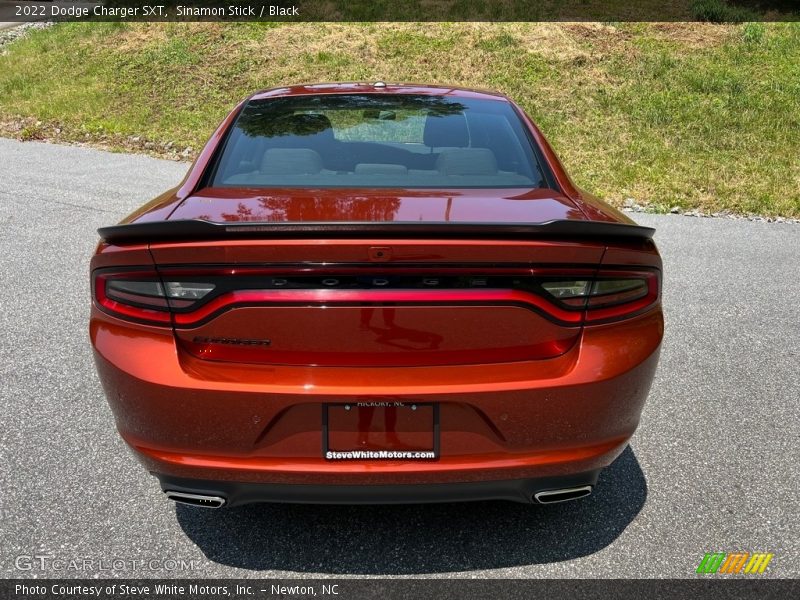Sinamon Stick / Black 2022 Dodge Charger SXT