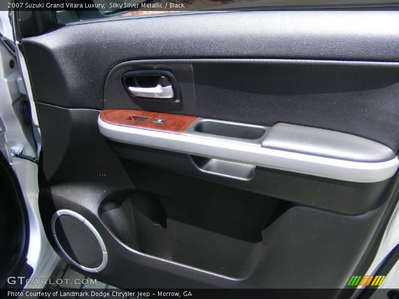 Silky Silver Metallic / Black 2007 Suzuki Grand Vitara Luxury