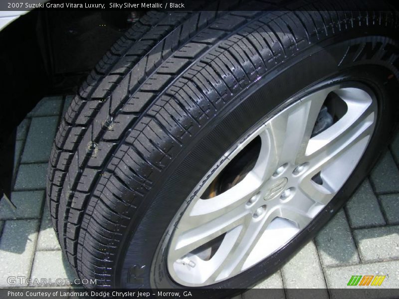 Silky Silver Metallic / Black 2007 Suzuki Grand Vitara Luxury