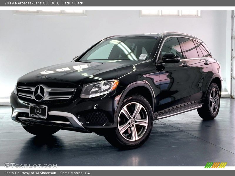 Black / Black 2019 Mercedes-Benz GLC 300
