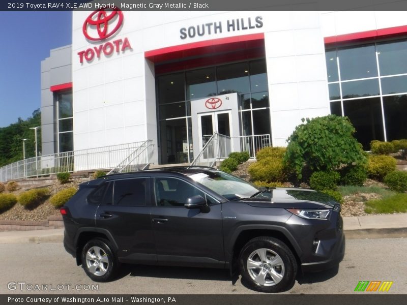 Magnetic Gray Metallic / Black 2019 Toyota RAV4 XLE AWD Hybrid