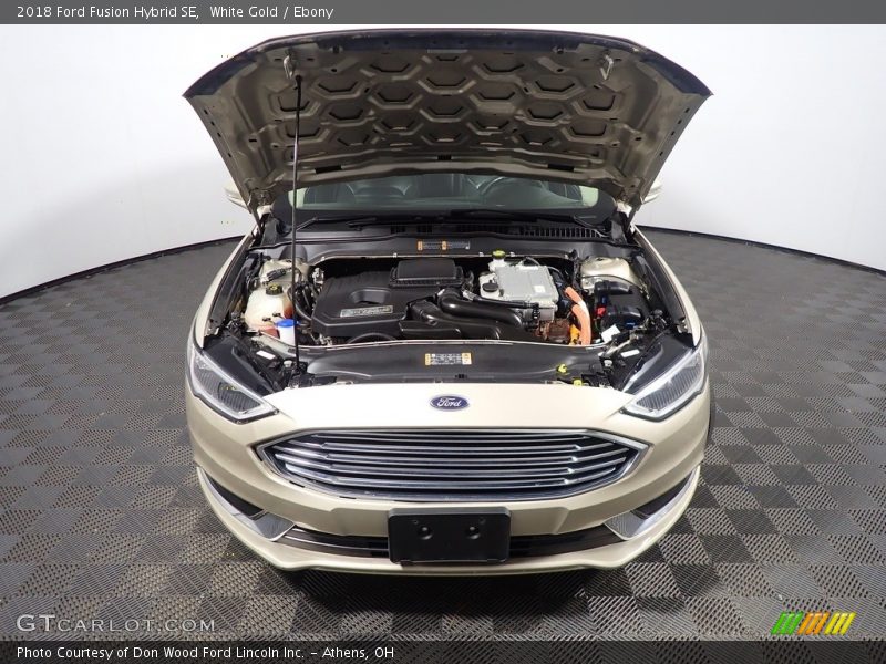 White Gold / Ebony 2018 Ford Fusion Hybrid SE