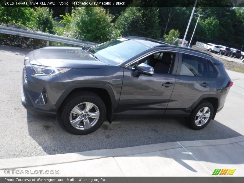 Magnetic Gray Metallic / Black 2019 Toyota RAV4 XLE AWD Hybrid