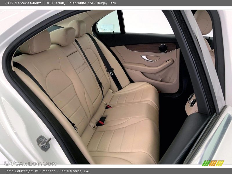 Polar White / Silk Beige/Black 2019 Mercedes-Benz C 300 Sedan