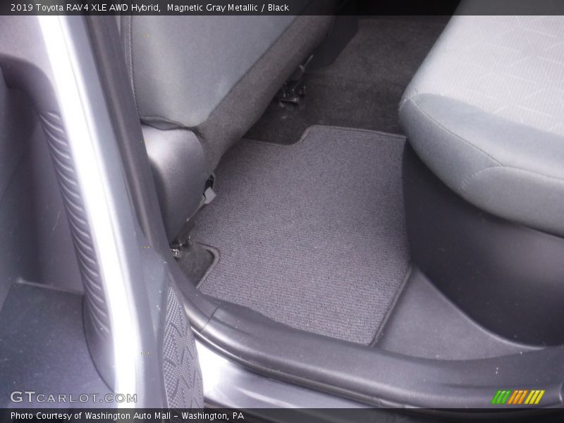 Magnetic Gray Metallic / Black 2019 Toyota RAV4 XLE AWD Hybrid