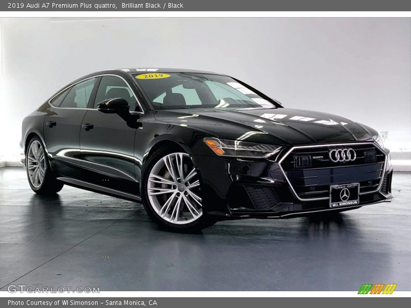 Front 3/4 View of 2019 A7 Premium Plus quattro