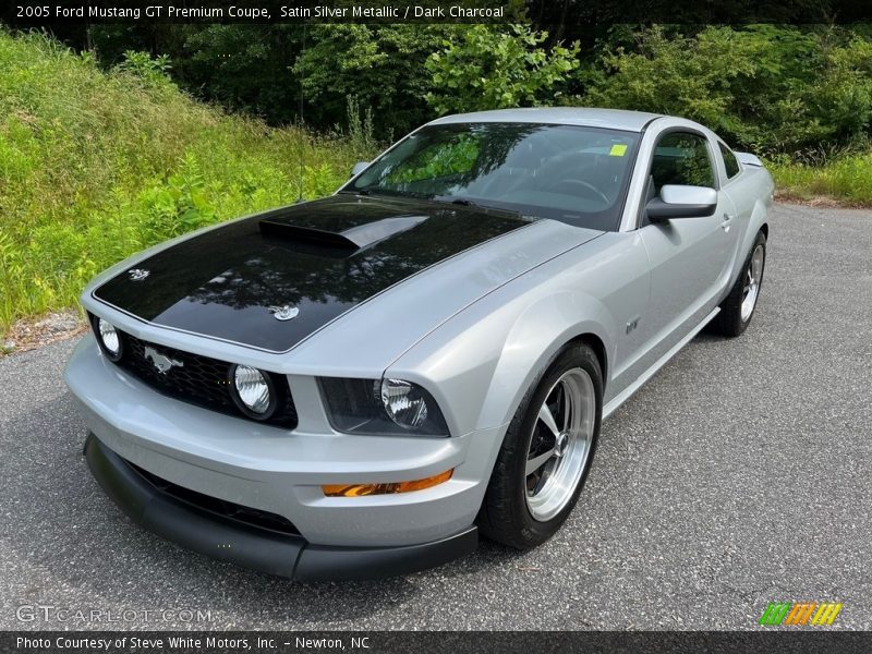 Satin Silver Metallic / Dark Charcoal 2005 Ford Mustang GT Premium Coupe