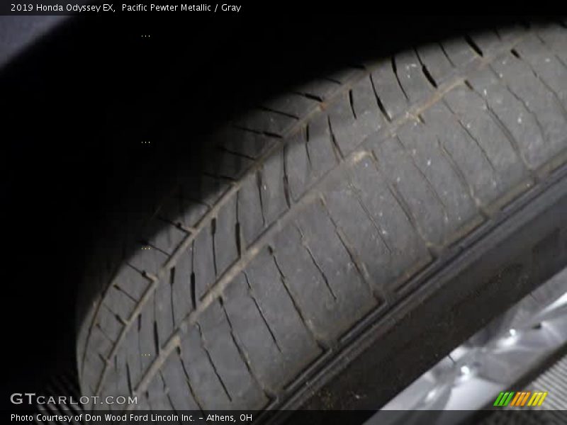Pacific Pewter Metallic / Gray 2019 Honda Odyssey EX