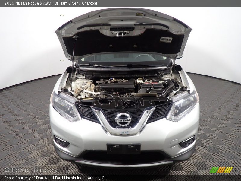 Brilliant Silver / Charcoal 2016 Nissan Rogue S AWD
