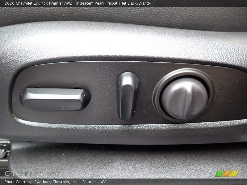 Iridescent Pearl Tricoat / Jet Black/Brandy 2020 Chevrolet Equinox Premier AWD