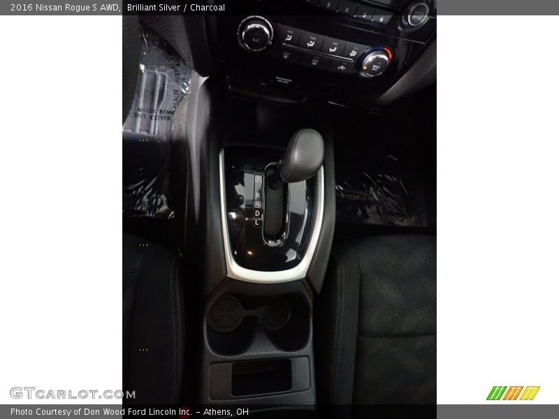 Brilliant Silver / Charcoal 2016 Nissan Rogue S AWD