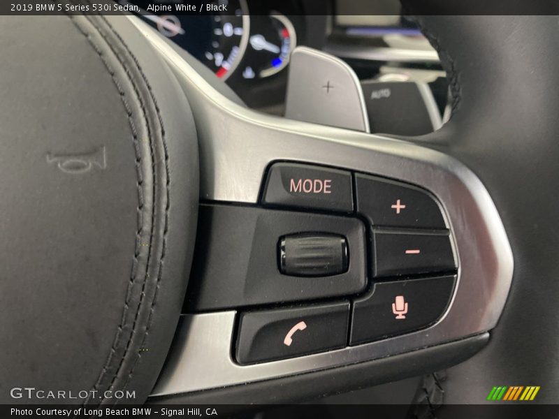 Alpine White / Black 2019 BMW 5 Series 530i Sedan