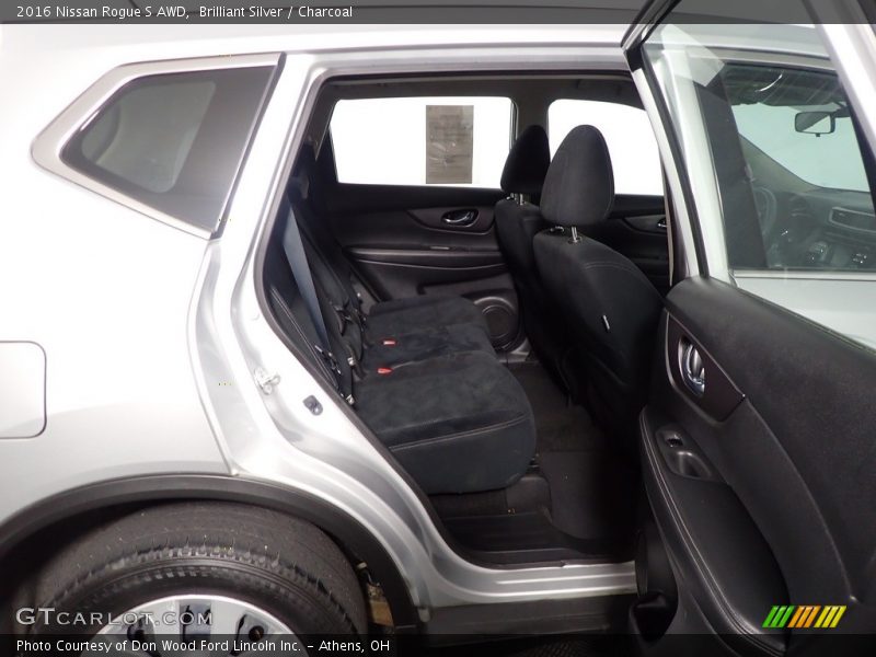 Brilliant Silver / Charcoal 2016 Nissan Rogue S AWD