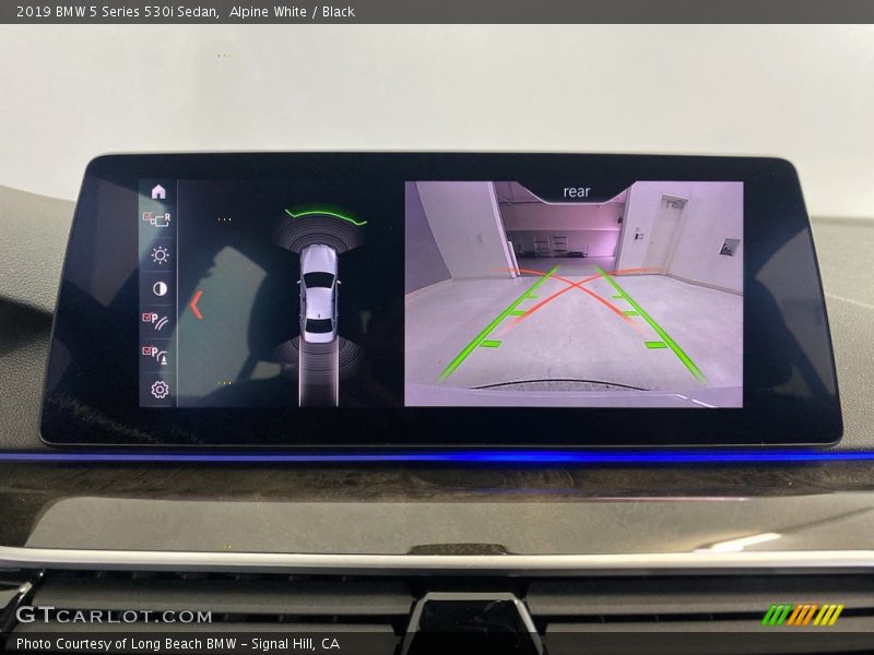 Alpine White / Black 2019 BMW 5 Series 530i Sedan