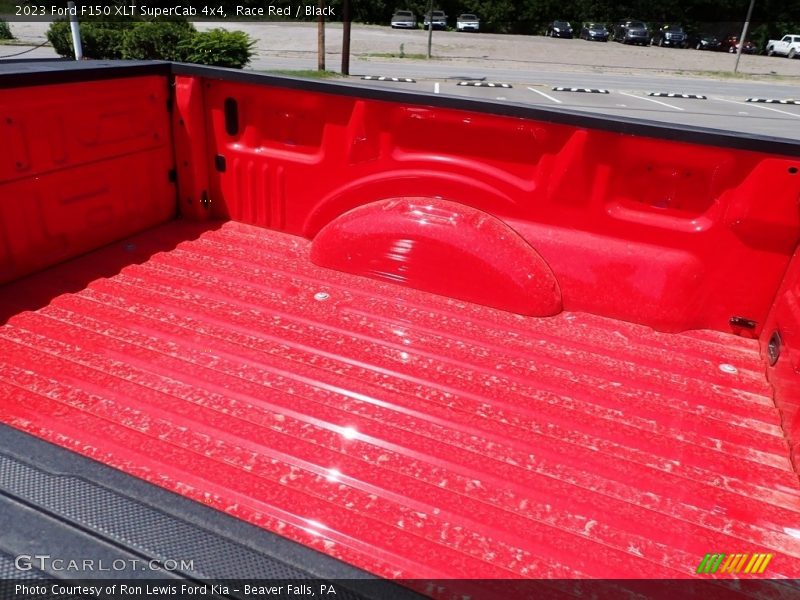 Race Red / Black 2023 Ford F150 XLT SuperCab 4x4