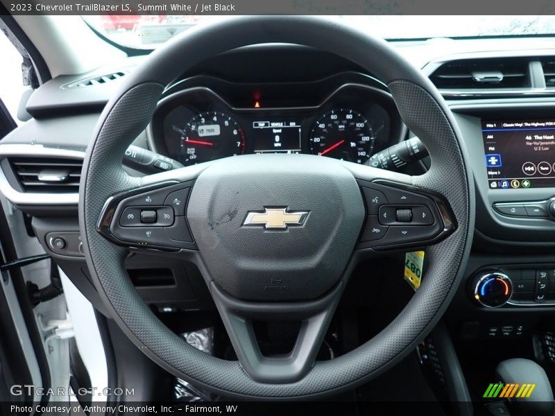 Summit White / Jet Black 2023 Chevrolet TrailBlazer LS