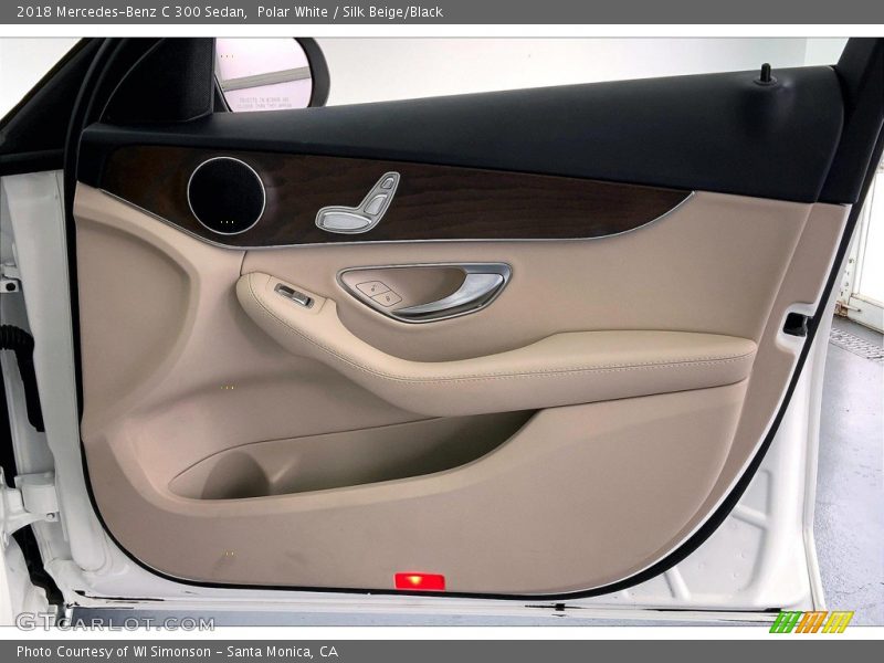 Polar White / Silk Beige/Black 2018 Mercedes-Benz C 300 Sedan