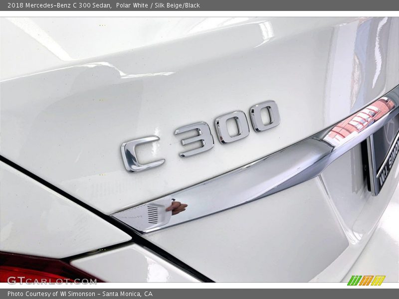 Polar White / Silk Beige/Black 2018 Mercedes-Benz C 300 Sedan