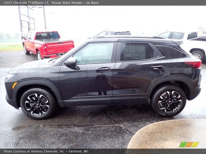 Mosaic Black Metallic / Jet Black 2023 Chevrolet TrailBlazer LT